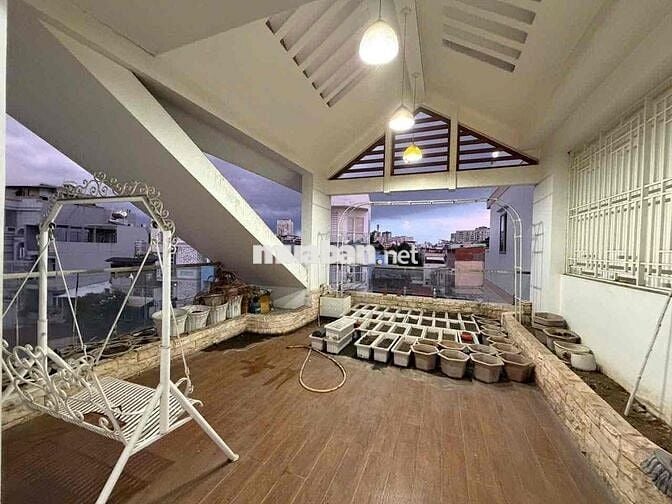 Cho thuê nhà diện tích lớn Lạc Long Quân Q11
