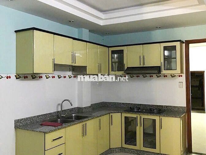 Nhà thuê mặt tiền 1 lầu 3 phòng ngủ Lê Quang Định