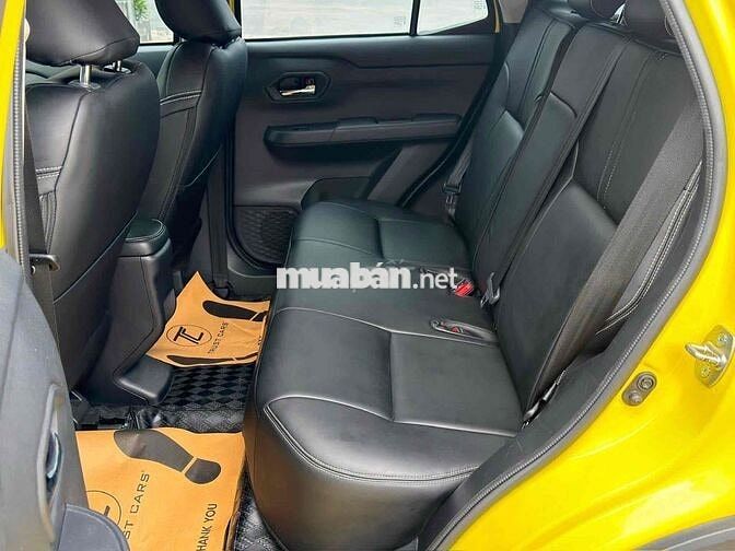 Toyota Raize 1.0 Turbo 2023 Vàng Nóc Đen