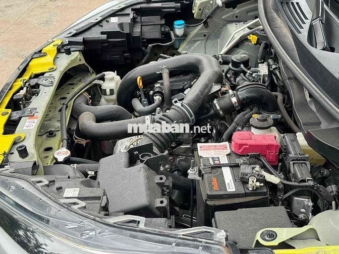 Toyota Raize 1.0 Turbo 2023 Vàng Nóc Đen