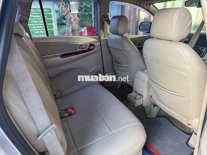 Toyota Innova 2007 Bạc 7 chỗ 133.944 km
