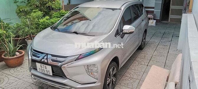 Xe GĐ Mitsubishi xpander lăn bánh 2022 Premium