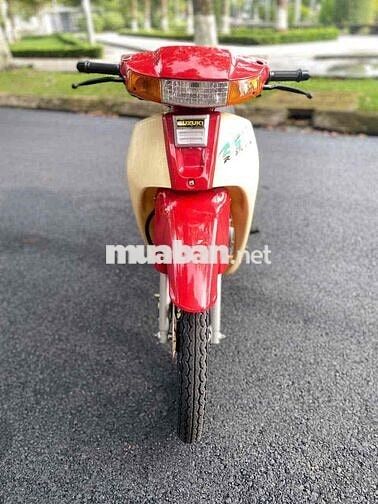 Suzuki 2023 màu Đỏ