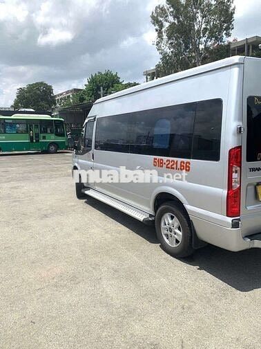 Ford Transit Luxury Bạc 16 chỗ