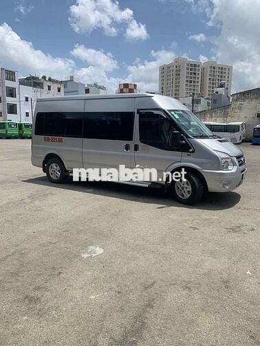 Ford Transit Luxury Bạc 16 chỗ