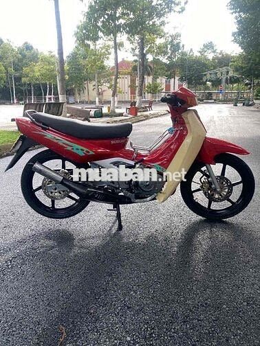 Suzuki 2023 màu Đỏ