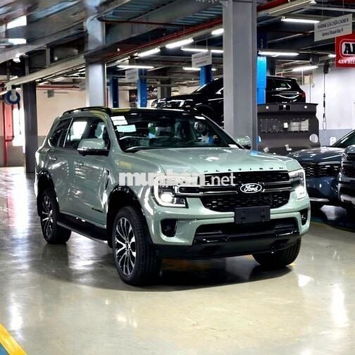 Ford Everest Platinum+ 2026 2.3L 4x4 Xám