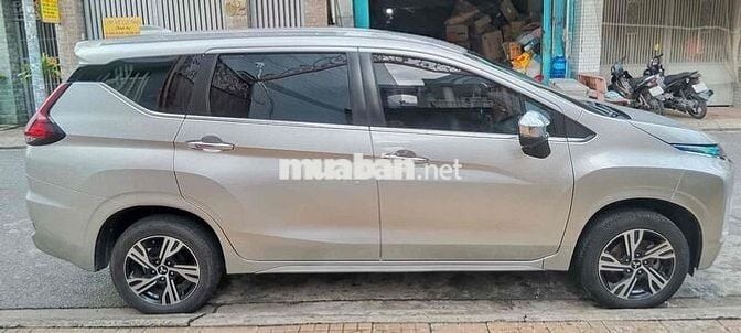 Xe GĐ Mitsubishi xpander lăn bánh 2022 Premium