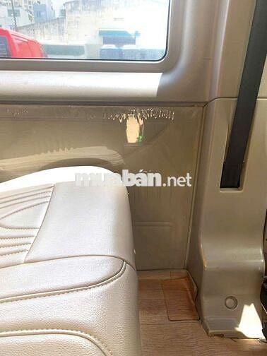 Ford Transit Luxury Bạc 16 chỗ