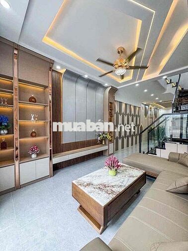 NHÀ TUYỆT ĐẸP HẺM 67 PHAN ĐĂNG LƯU NGAY SIÊU THỊ VINCOM HÙNG VƯƠNG