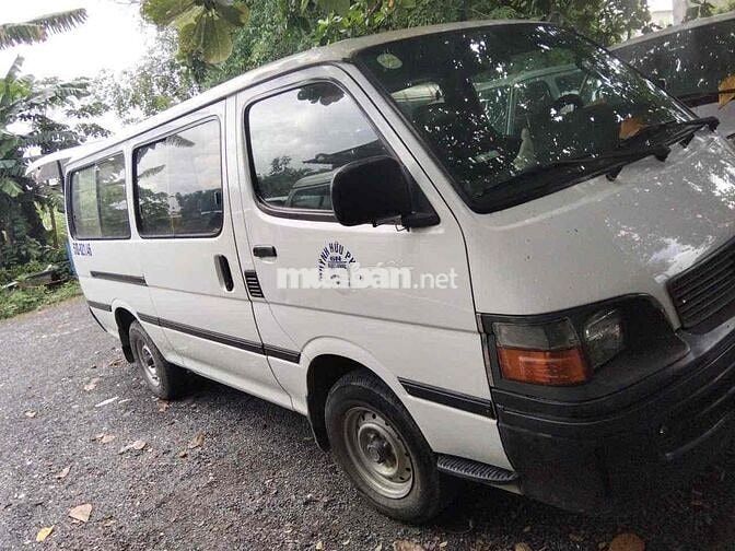 Toyota 2004 Xuống tải 6 chỗ