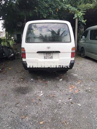 Toyota 2004 Xuống tải 6 chỗ