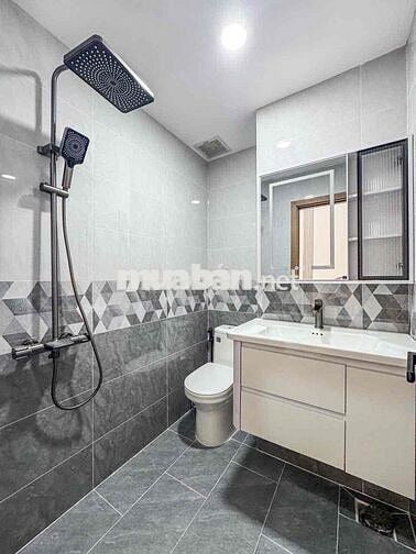 NHÀ TUYỆT ĐẸP HẺM 67 PHAN ĐĂNG LƯU NGAY SIÊU THỊ VINCOM HÙNG VƯƠNG