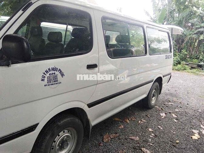 Toyota 2004 Xuống tải 6 chỗ