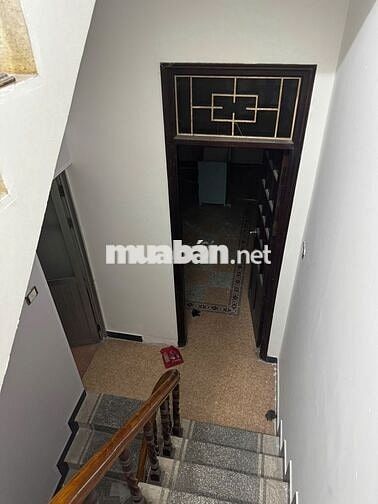 Thuê nhà 5 tầng, 32m2, ngõ rộng, mặt tiền 7m, phù hợp kinh doanh