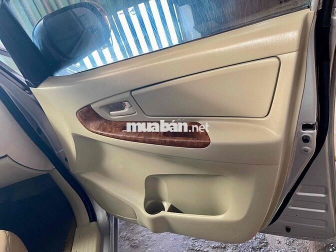 Toyota Innova 2006 J Full G xe đẹp chính chủ