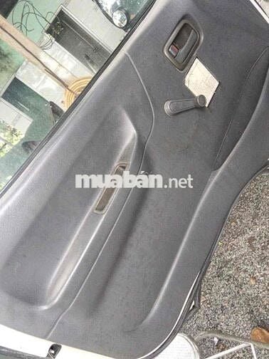 Toyota 2004 Xuống tải 6 chỗ