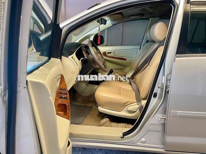Toyota Innova 2006 J Full G xe đẹp chính chủ
