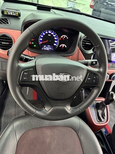Hyundai i10 Sedan 1.2 STĐ 2019  Bạc 9 vạn