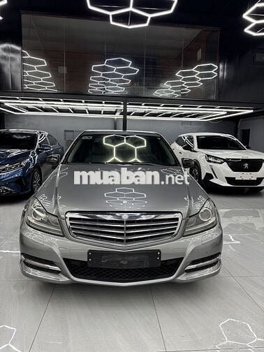 Mercedes-Benz C-250 2011 Xám 100000 km