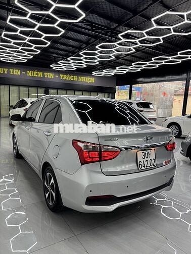 Hyundai i10 Sedan 1.2 STĐ 2019  Bạc 9 vạn