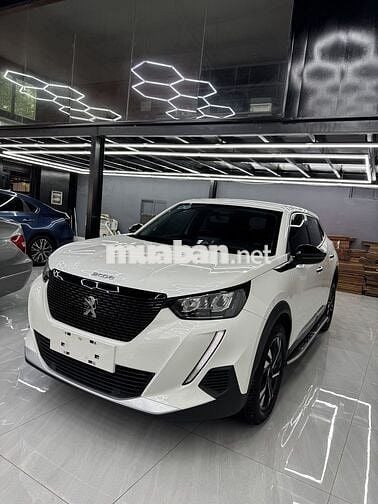 Peugeot 2008 1.2AT Active 2022 Trắng