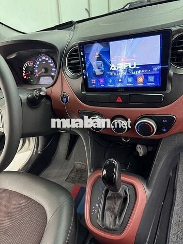 Hyundai i10 Sedan 1.2 STĐ 2019  Bạc 9 vạn