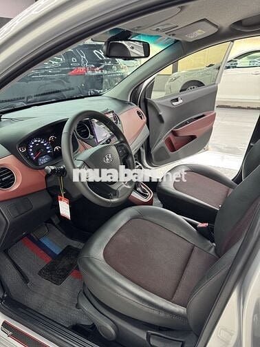 Hyundai i10 Sedan 1.2 STĐ 2019  Bạc 9 vạn