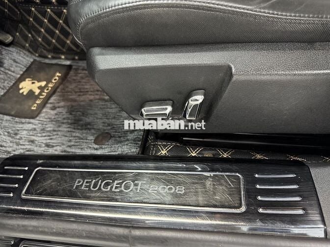 Peugeot 2008 1.2AT Active 2022 Trắng
