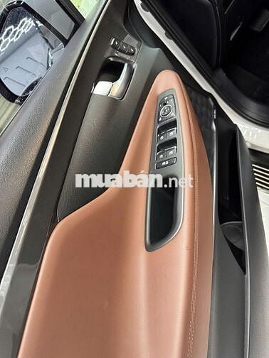 Hyundai Santafe 2022 2.2 Máy Dầu 4x4AT Trắng