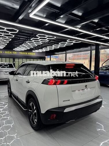 Peugeot 2008 1.2AT Active 2022 Trắng