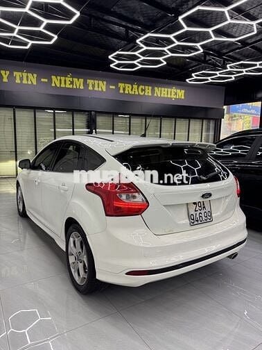 Ford Focus 2.0AT Titanium 2013 Trắng