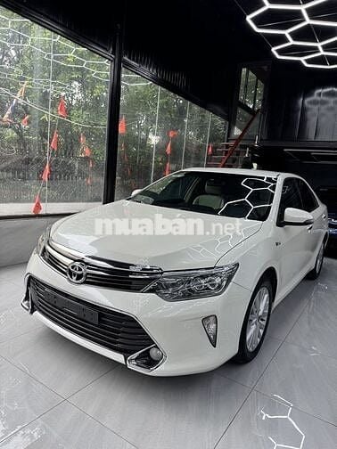 Toyota Camry 2.0E 2018 Trắng 80000 km