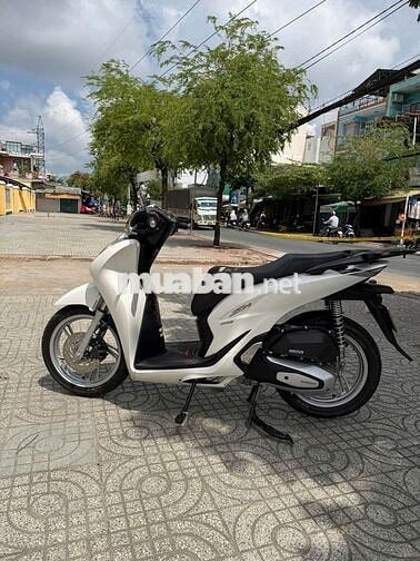 Honda SH 160i ABS 2025 Trắng 8300 km