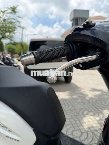 Honda SH 160i ABS 2025 Trắng 8300 km