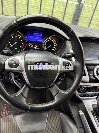 Ford Focus 2.0AT Titanium 2013 Trắng
