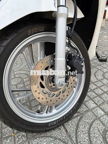 Honda SH 160i ABS 2025 Trắng 8300 km