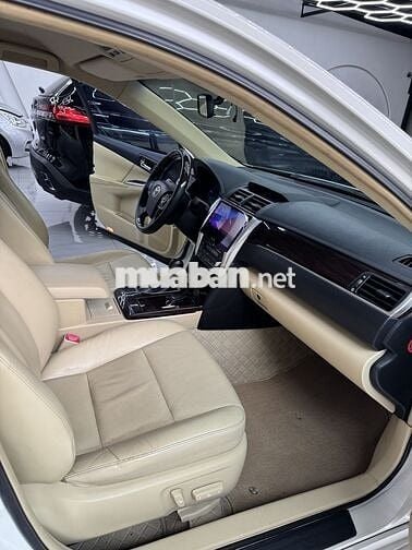 Toyota Camry 2.0E 2018 Trắng 80000 km