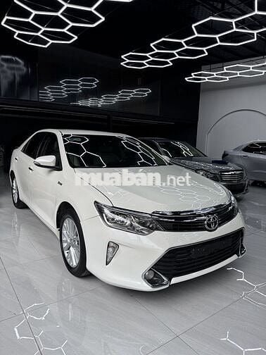 Toyota Camry 2.0E 2018 Trắng 80000 km