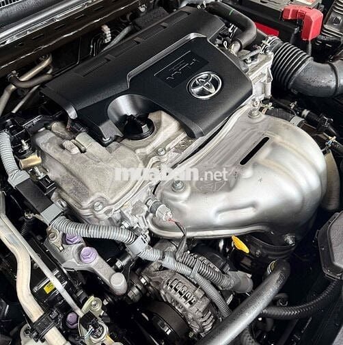 Bán Toyota Camry 2.5Q 2021  đi mới 28 nghìn km