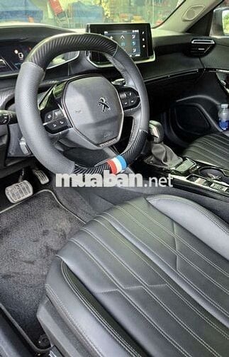 Peugeot 2008 bản full GT line 1.2 Turbo 2021
