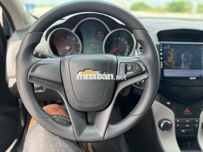 Chevrolet Cruze Sx 2015 86000 km Bạc