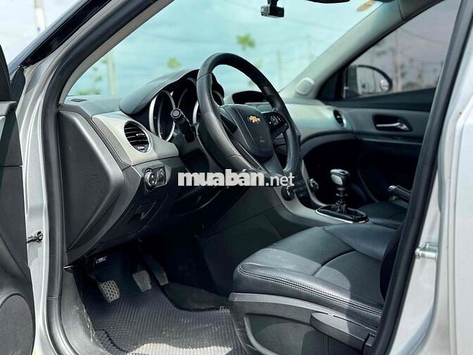 Chevrolet Cruze Sx 2015 86000 km Bạc