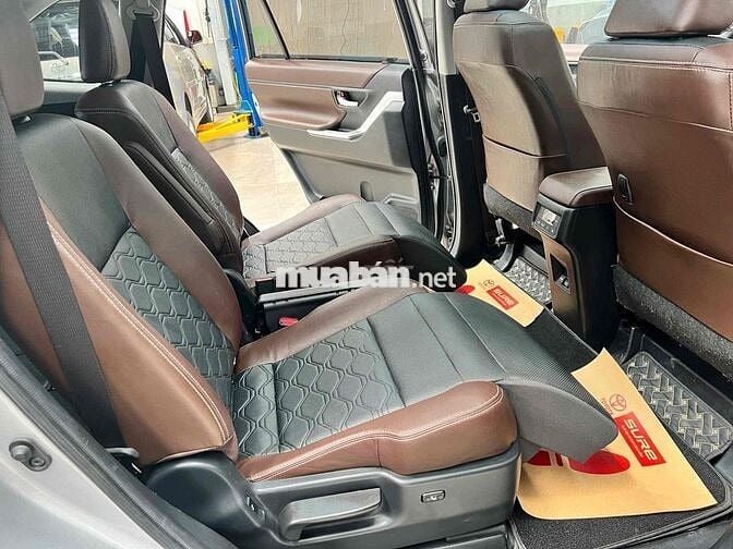 INNOVA HYBRID 2024