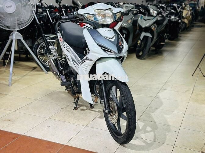 XE MÁY THỊNH PHÁT- WAVE RSX VÀNH ĐÚC TRẮNG BẠC ĐẸP