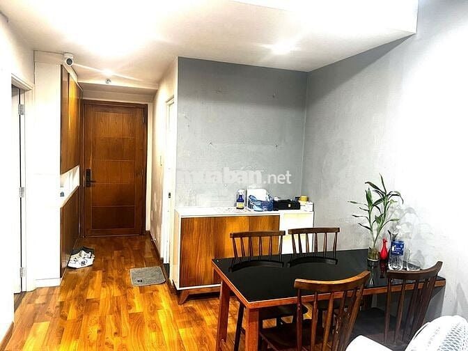 Bán căn 2pn block A có BAN CÔNG, sổ hồng giá 2,75 tỷ. đầy đủ nội thất.