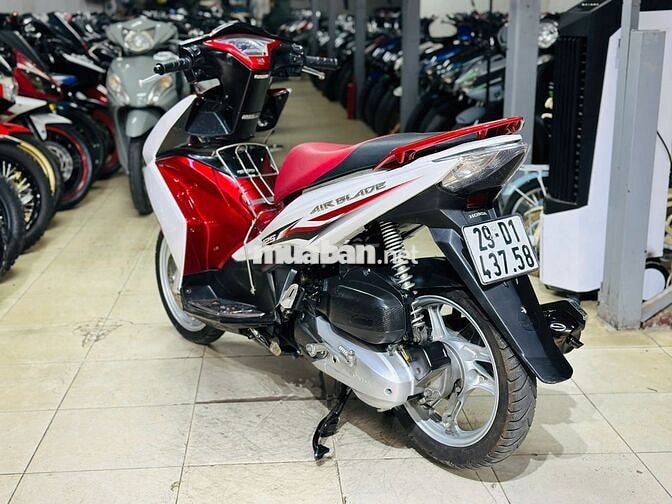 XE MÁY THỊNH PHÁT-AIR BLADE 125 ĐEN TRẮNG BIỂN HN