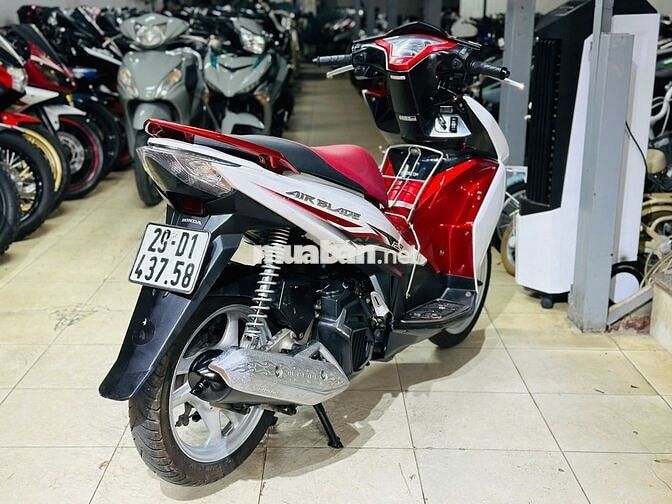 XE MÁY THỊNH PHÁT-AIR BLADE 125 ĐEN TRẮNG BIỂN HN