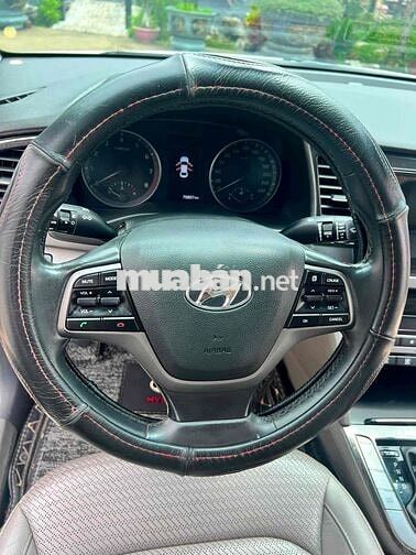 Hyundai Elantra 2017 2.0 AT Trắng Tự động