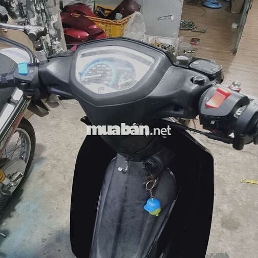 Yamaha Sirius Đen Zin